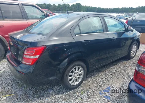 2017 Chevrolet Sonic Lt Auto z USA, uszkodzony, nr VIN 1G1JD5SHXH4130857